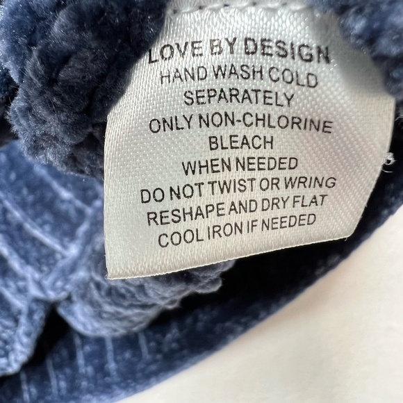 Love‎ By Design Soft Blue Crewneck Comfy Sweater Pullover Size Medium - Picture 4 of 6